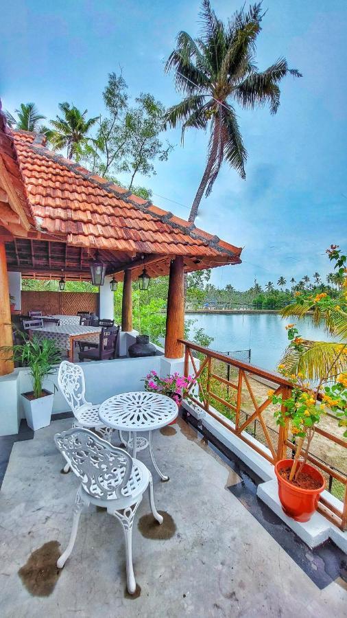 Vala House Hotel Cherai Beach Ngoại thất bức ảnh