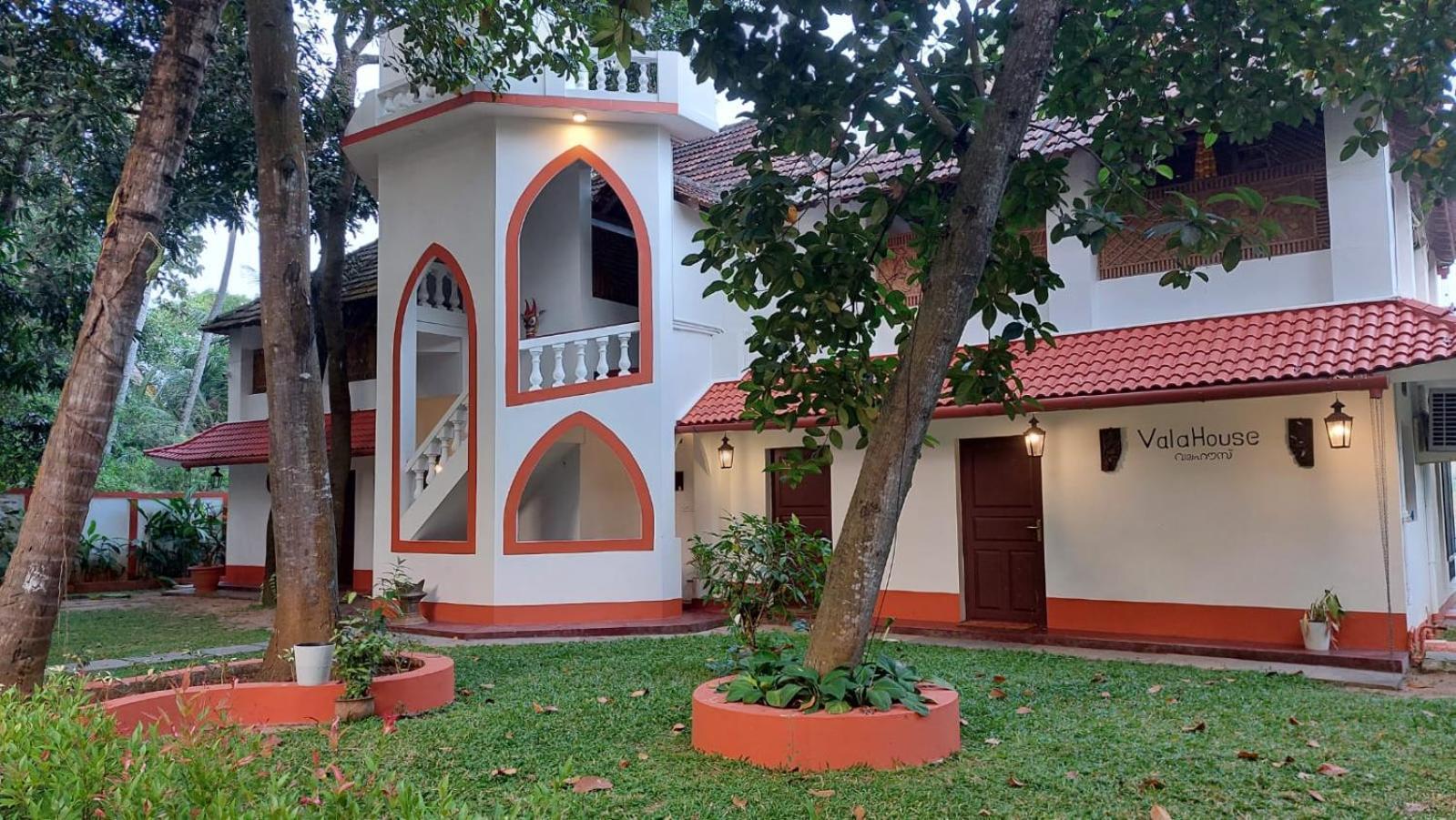 Vala House Hotel Cherai Beach Ngoại thất bức ảnh